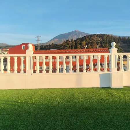 Bajo El Volcan Apartment *