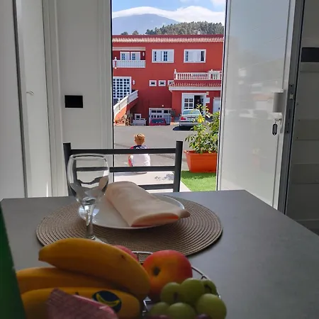 Bajo El Volcan Apartment *
